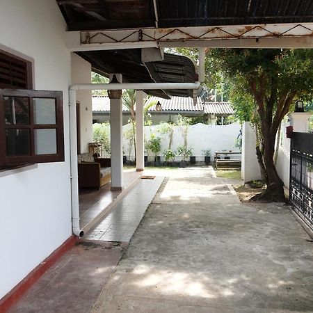 Coco Mango Hostel 迪克韦勒 外观 照片